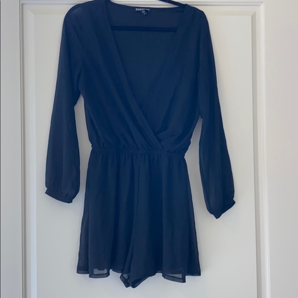 Express Romper, V-neck Longsleeve